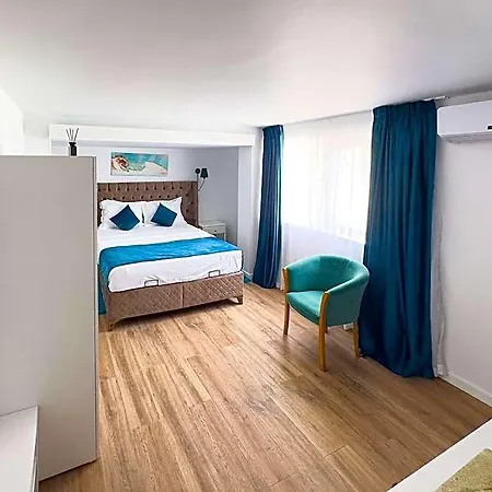 Avenue Venus - Avenue Hotel 3*